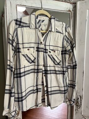 Abercrombie & Fitch Women’s  Cream and Navy Plaid Button-Down Shirt Y2K